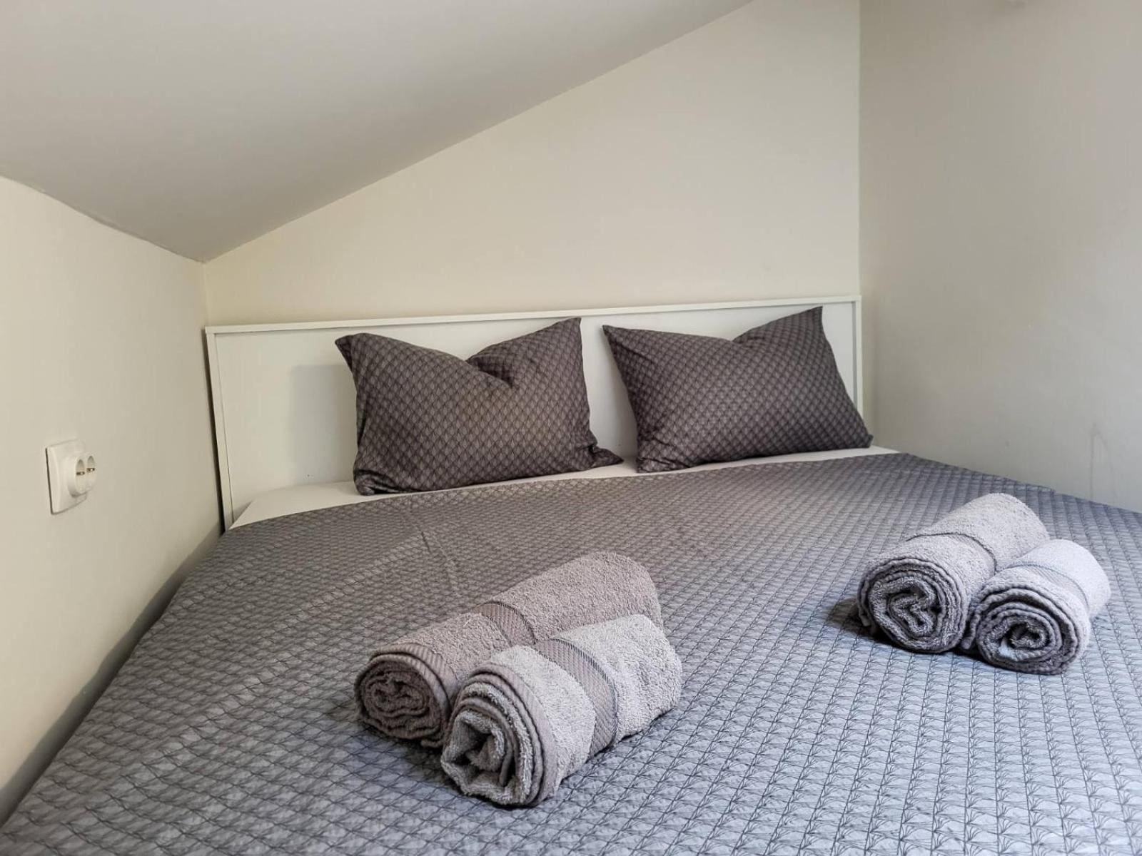 Guesthouse Ozegovic ベオグラード エクステリア 写真